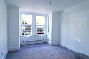 Living Room- click for photo gallery